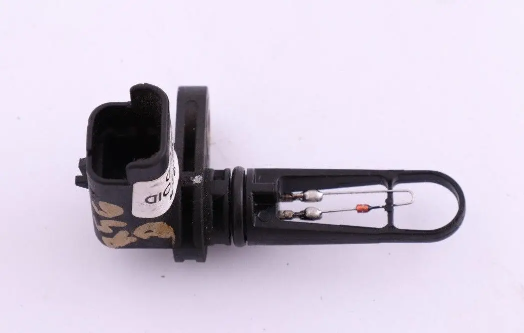 Sensore Temperatura Aria Di Carica per Mini Cooper One D R55 R56 W16 con numero di parte 7794982 Mini Cooper One D R55 R56 W16 Sensore Temperatura Aria Di Carica - SKU 7794982 - Numero di parte 7794982