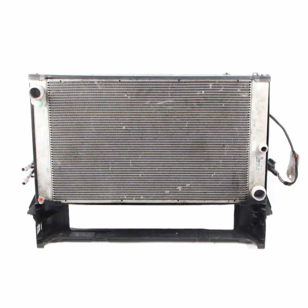 M57N2 Water Radiator Shroud Fan Engine Cooling 6946373 to BMW E65 730d with Part number 7795138 BMW E65 730d M57N2 Water Radiator Shroud Fan Engine Cooling 6946373 - SKU 7795138 - Part number 7795138
