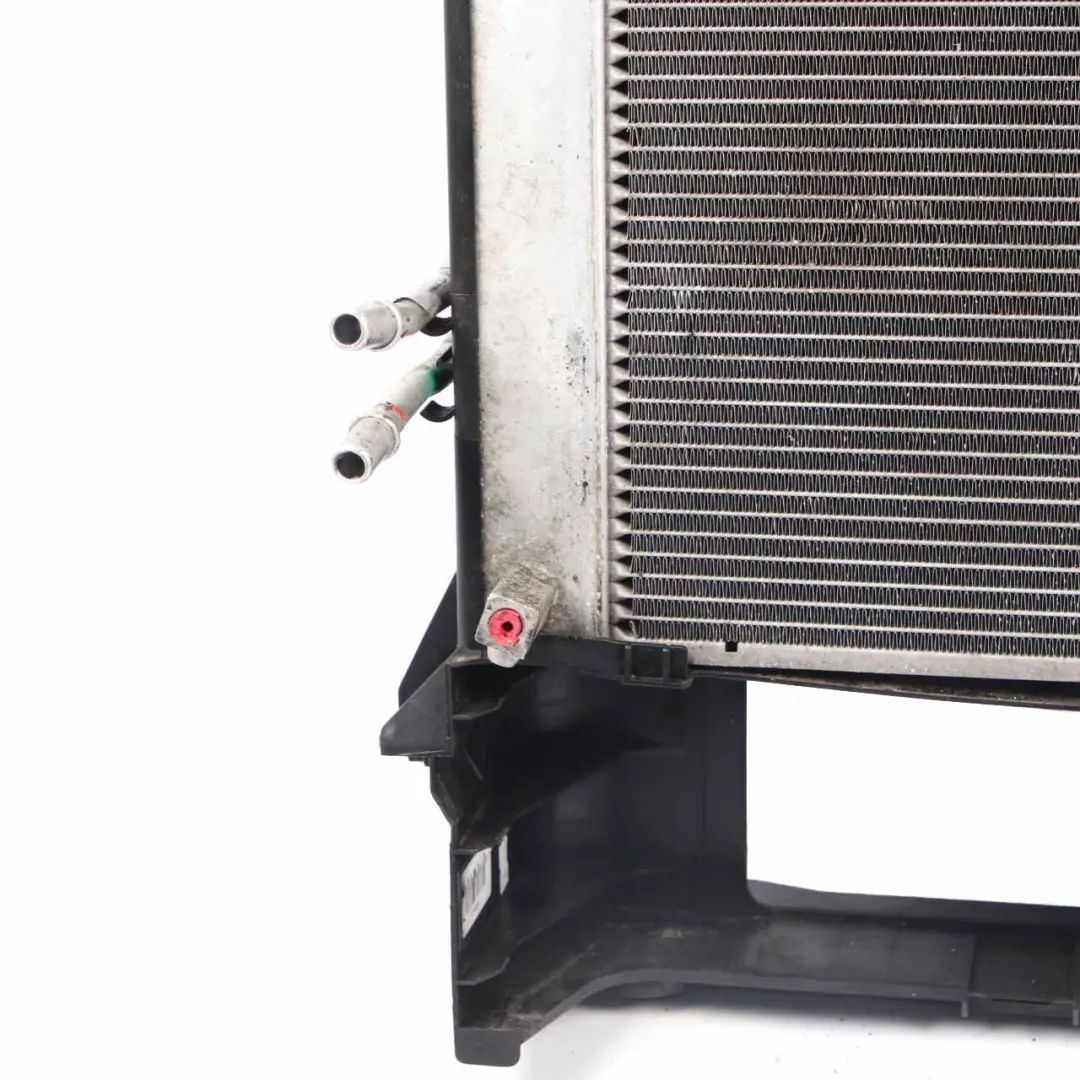 M57N2 Water Radiator Shroud Fan Engine Cooling 6946373 to BMW E65 730d with Part number 7795138 BMW E65 730d M57N2 Water Radiator Shroud Fan Engine Cooling 6946373 - SKU 7795138 - Part number 7795138