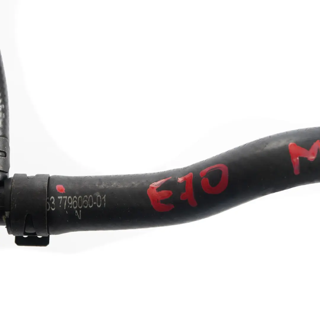 M57N2 Przewód Paliwa C do BMW E70 E71 Diesel o numerze 7796060 BMW E70 E71 Diesel M57N2 Przewód Paliwa C - SKU 7796060 - Numer Części 7796060