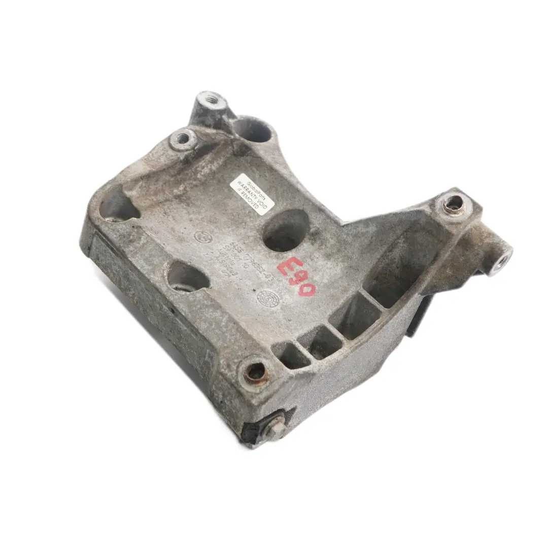 Support De Compresseur BMW E90 E91 E92 M57N2 Support De Climatisation pour à propos du numéro de pièce 7796352 Support De Compresseur BMW E90 E91 E92 M57N2 Support De Climatisation - SKU 7796352 - Numéro de pièce 7796352