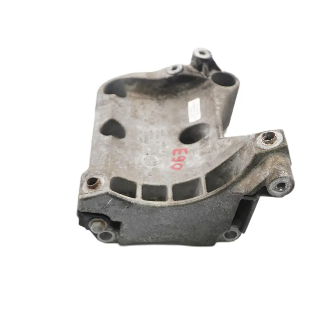 Halterung BMW E90 E91 E92 M57N2 Klimaanlagenhalterung für Kompressor mit Teilenummer 7796352 Kompressor Halterung BMW E90 E91 E92 M57N2 Klimaanlagenhalterung - SKU 7796352 - Teilenummer 7796352