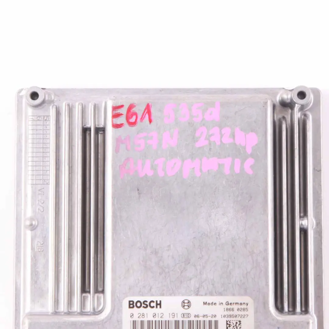M57N Engine Control ECU Engine Control DDE Automatic to BMW E60 E61 535d with Part number 7796678 BMW E60 E61 535d M57N Engine Control ECU Engine Control DDE Automatic - SKU 7796678 - Part number 7796678