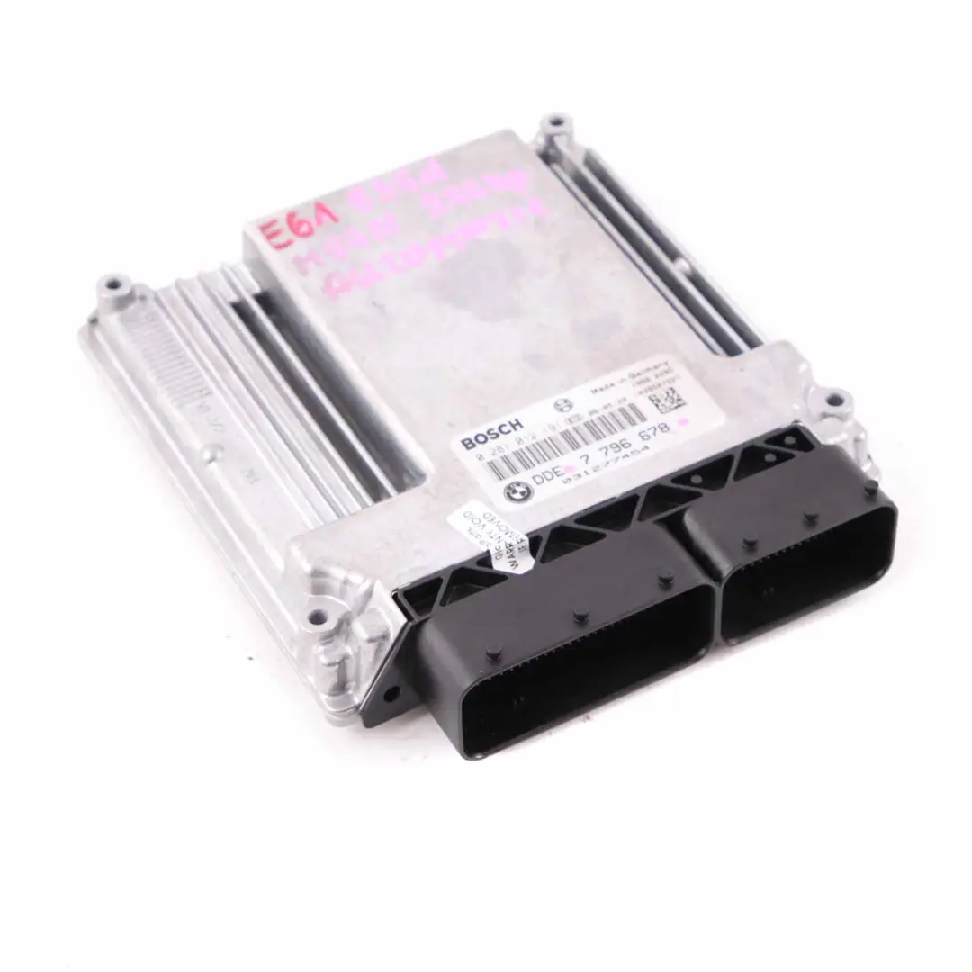 M57N Engine Control ECU Engine Control DDE Automatic to BMW E60 E61 535d with Part number 7796678 BMW E60 E61 535d M57N Engine Control ECU Engine Control DDE Automatic - SKU 7796678 - Part number 7796678