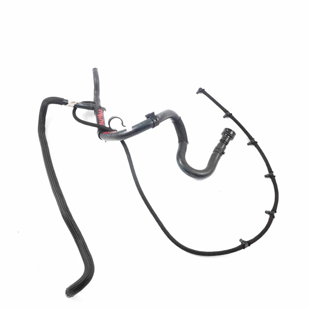 M57N Manguera Tuberia Retorno Combustible para BMW E60 E65 525d 530d Diesel con número de pieza 7796798 BMW E60 E65 525d 530d Diesel M57N Manguera Tuberia Retorno Combustible - SKU 7796798 - Número de pieza 7796798