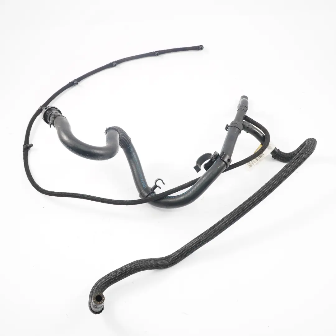 M57N Manguera Tuberia Retorno Combustible para BMW E60 E65 525d 530d Diesel con número de pieza 7796798 BMW E60 E65 525d 530d Diesel M57N Manguera Tuberia Retorno Combustible - SKU 7796798 - Número de pieza 7796798