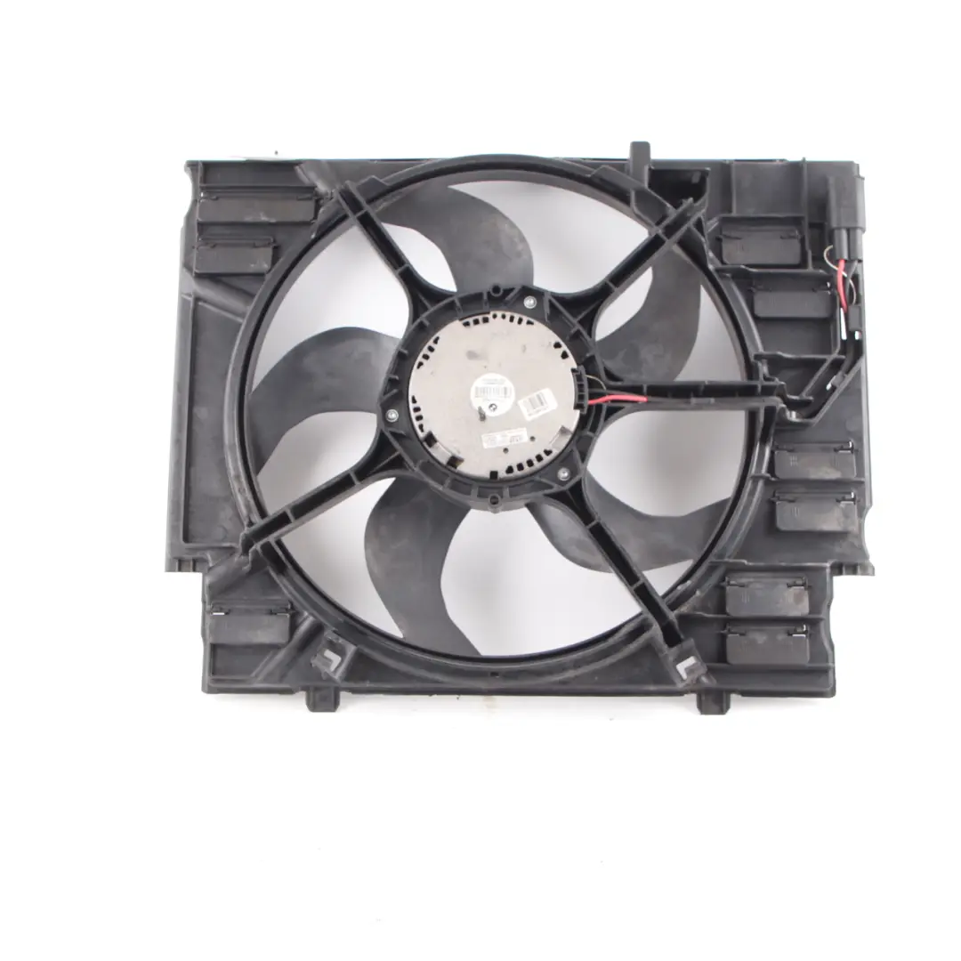 Radiator Cooling Fan 400W Shroud Housing to BMW E60 E61 Diesel Engine with Part number 7796832 BMW E60 E61 Diesel Engine Radiator Cooling Fan 400W Shroud Housing - SKU 7796832 - Part number 7796832