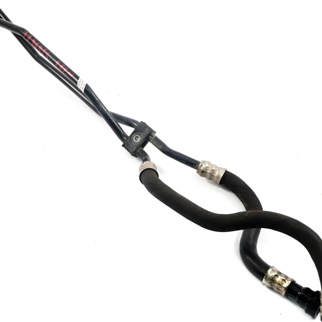 Tuyau refroidissement boite vitesse entree 7796875 para BMW E81 E87 LCI con número de pieza 7796874 BMW E81 E87 LCI Tuyau refroidissement boite vitesse entree 7796875 - SKU 7796874 - Número de pieza 7796874