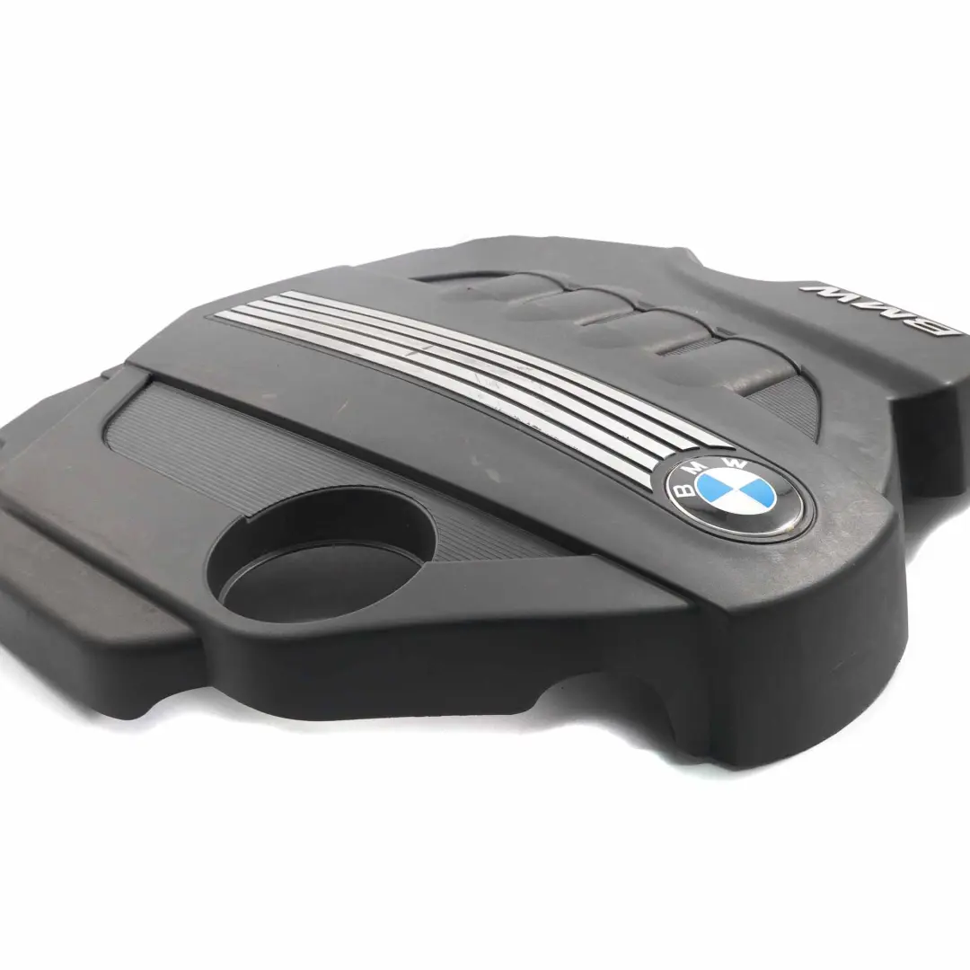 Motorschallschutzabdeckung N47 Diesel für BMW 1 3 5 er E60 E61N E81 E90 LCI mit Teilenummer 7797410 BMW 1 3 5 er E60 E61N E81 E90 LCI Motorschallschutzabdeckung N47 Diesel - SKU 7797410-1 - Teilenummer 7797410