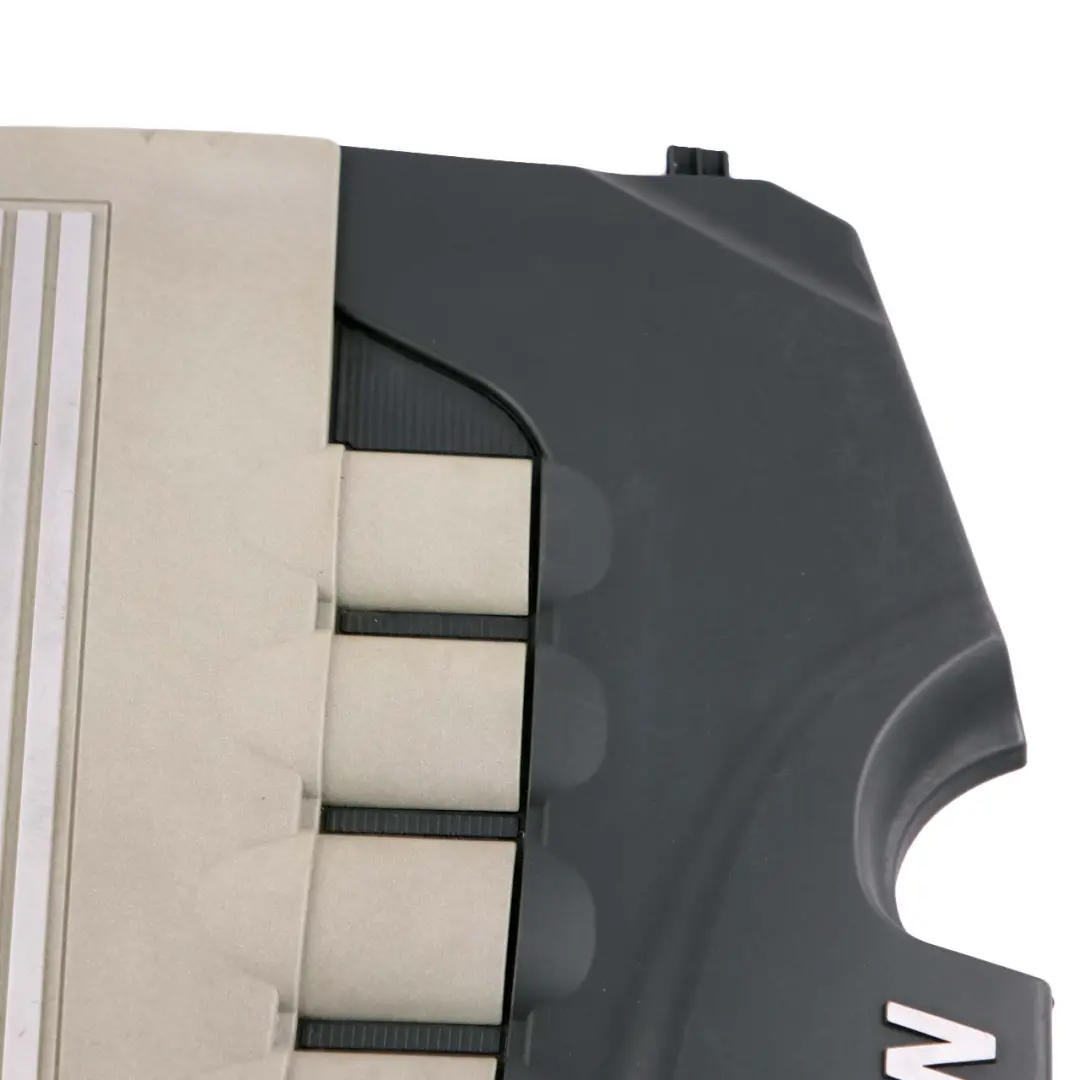 N47 Cache Acoustique Supérieur Pour Moteur Diesel pour BMW E60 E81 E82 E87 à propos du numéro de pièce 7797410 BMW E60 E81 E82 E87 N47 Cache Acoustique Supérieur Pour Moteur Diesel - SKU 7797410 - Numéro de pièce 7797410