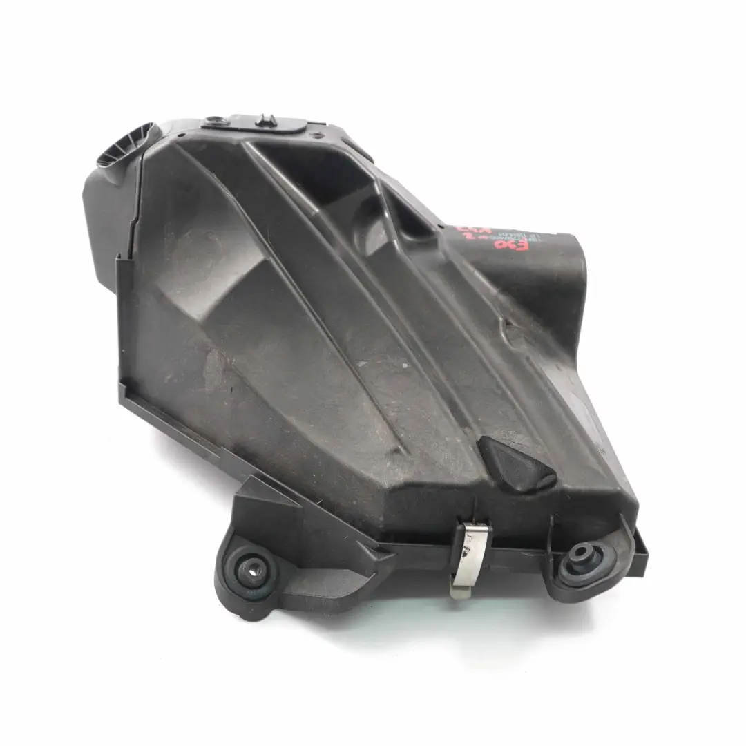 N47 Caja del Filtro de Aire Tapa Diesel para BMW E81 E87 LCI E90 E91 con número de pieza 7797460 BMW E81 E87 LCI E90 E91 N47 Caja del Filtro de Aire Tapa Diesel - SKU 7797460-2 - Número de pieza 7797460