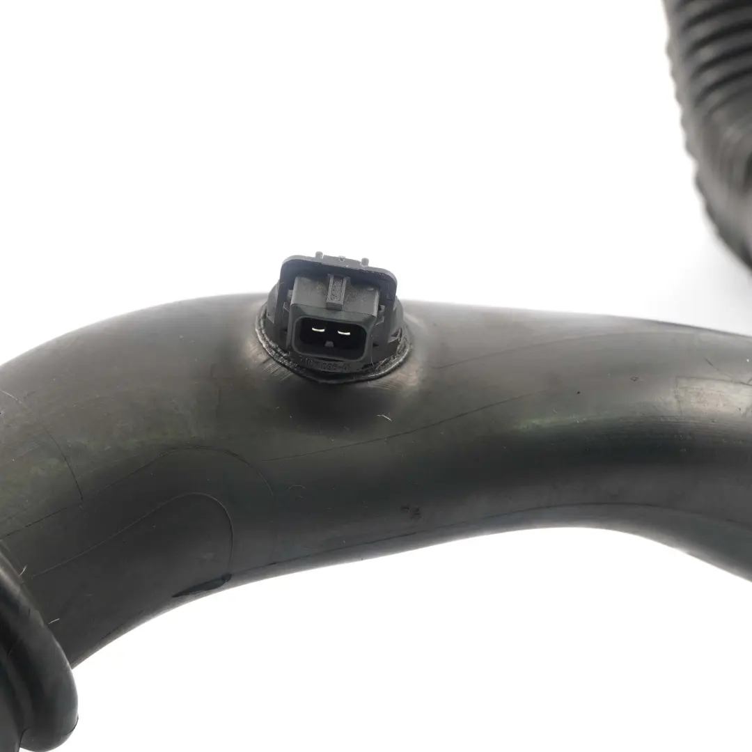 N47 Rura Przewód Intercoolera do BMW E81 E87 LCI o numerze 11617797481 BMW E81 E87 LCI N47 Rura Przewód Intercoolera - SKU 7797481-3 - Numer Części 11617797481