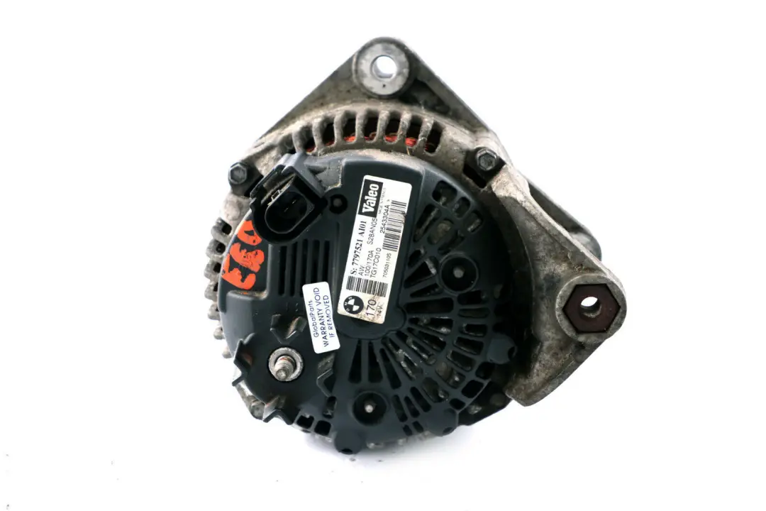 Alternator VALEO 170A do BMW E60 E61 E63 E65 E83 o numerze 7797521 BMW E60 E61 E63 E65 E83 Alternator VALEO 170A - SKU 7797521 - Numer Części 7797521