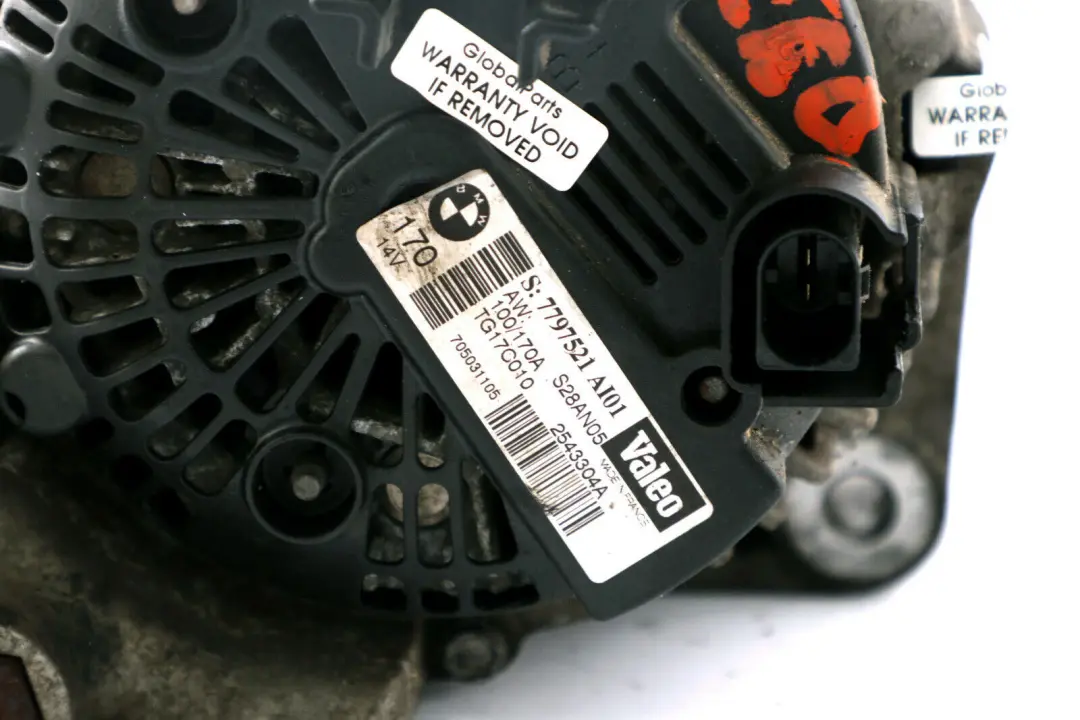 Alternator VALEO 170A do BMW E60 E61 E63 E65 E83 o numerze 7797521 BMW E60 E61 E63 E65 E83 Alternator VALEO 170A - SKU 7797521 - Numer Części 7797521