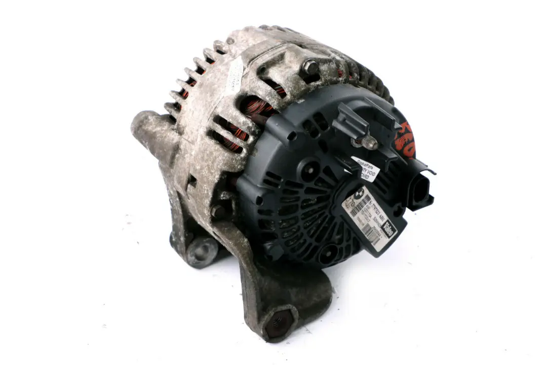 Alternador Generador VALEO 170A para BMW E60 E61 E63 E65 E83 con número de pieza 7797521 BMW E60 E61 E63 E65 E83 Alternador Generador VALEO 170A - SKU 7797521 - Número de pieza 7797521