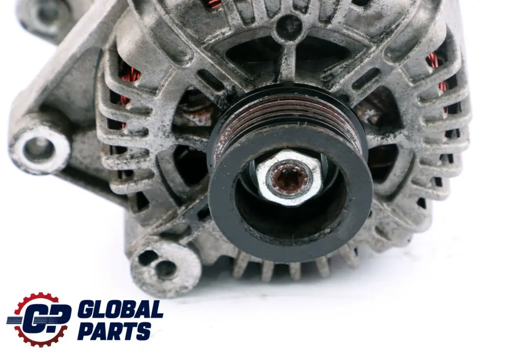 M57N2 Alternator Gnerator 150A do BMW X5 E53 X3 E83 o numerze 7797661 BMW X5 E53 X3 E83 M57N2 Alternator Gnerator 150A - SKU 7797661 - Numer Części 7797661