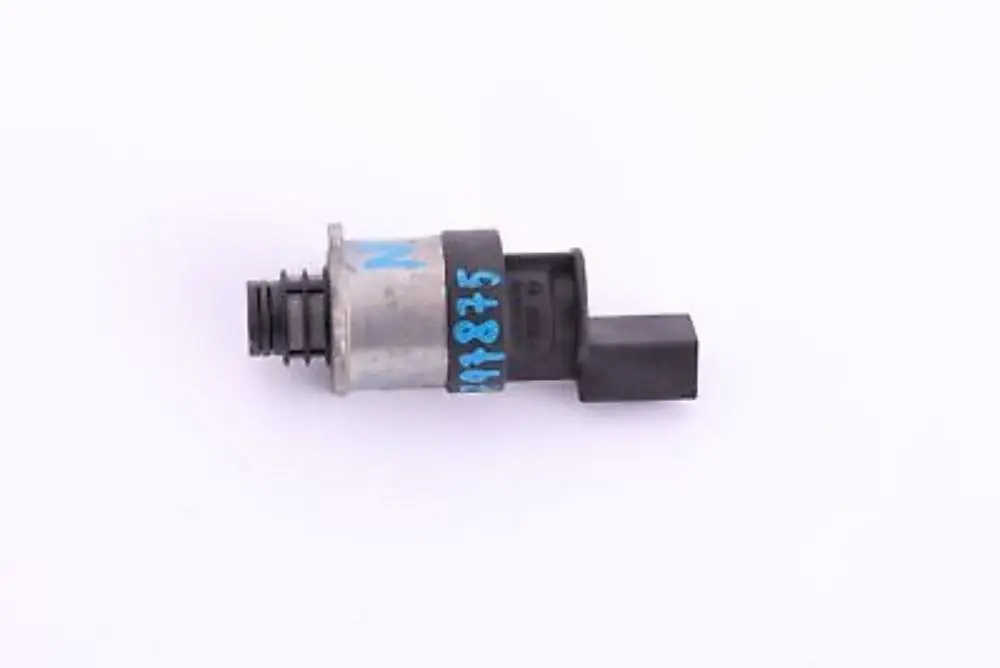 BMW E90 F10 F30 Diesel Zawór Regulacji Ciśnienia Paliwa - SKU 7797875 - Numer Części 7797875