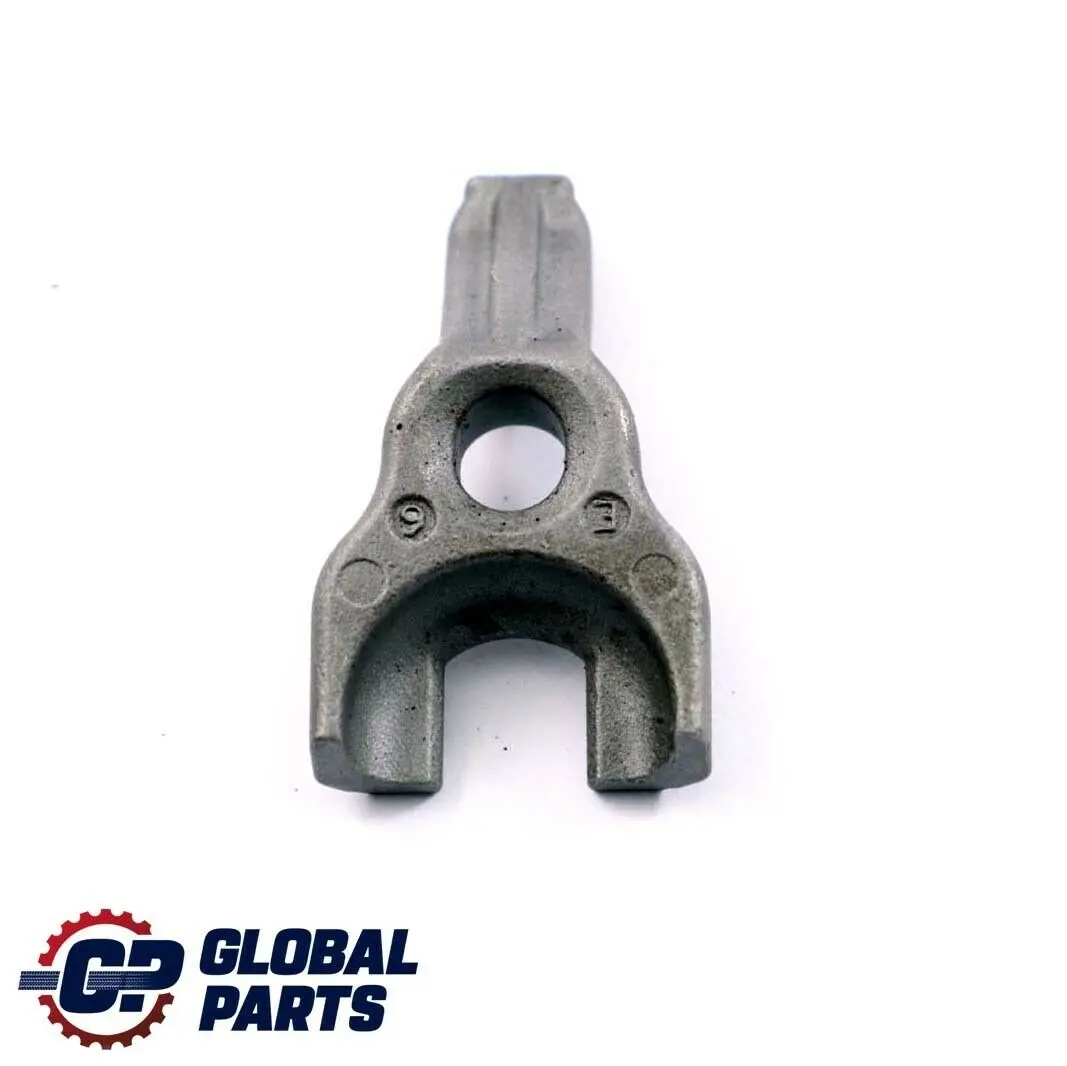 Uchwyt Łapa Mocowanie Wtryskiwacza do BMW E81 E87 LCI E90 E91 MINI R55 o numerze 7797881 BMW E81 E87 LCI E90 E91 MINI R55 Uchwyt Łapa Mocowanie Wtryskiwacza - SKU 7797881 - Numer Części 7797881