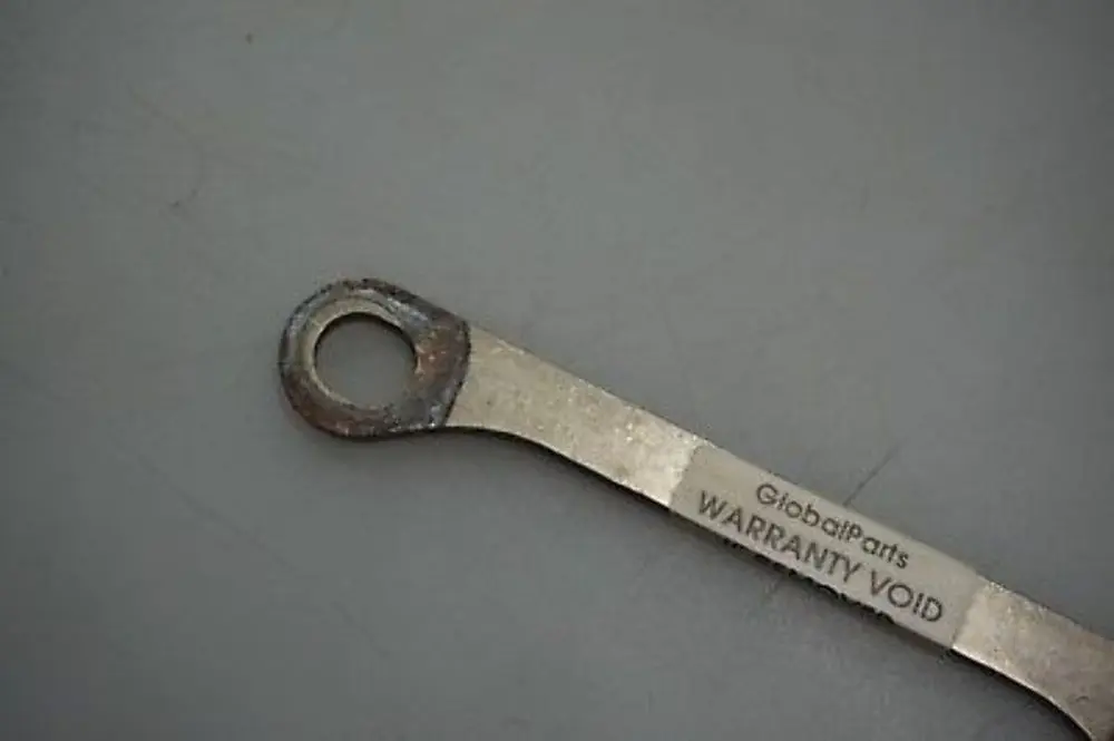 Reinforcement Plate Exhaust Manifold Diesel M57N2 to BMW 3 5 7 SERIES E60 E65 E90 with Part number 7798105 BMW 3 5 7 SERIES E60 E65 E90 Reinforcement Plate Exhaust Manifold Diesel M57N2 - SKU 7798105 - Part number 7798105