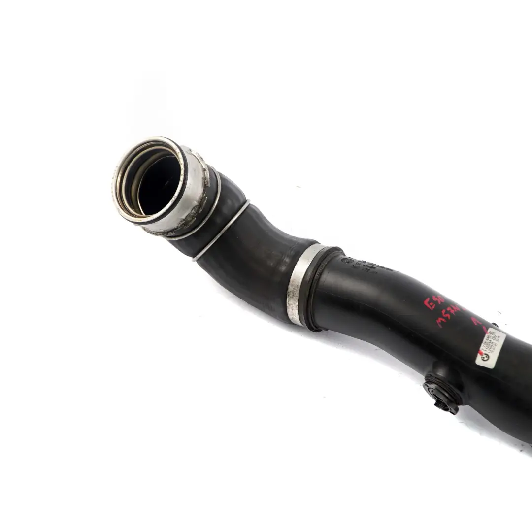M57N2 Turbo Ladeluftleitung 1161 für BMW 3 er 1 E90 E91 E92 mit Teilenummer 7798440 BMW 3 er 1 E90 E91 E92 M57N2 Turbo Ladeluftleitung 1161 - SKU 7798440-1 - Teilenummer 7798440