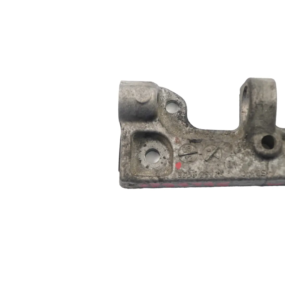 Alternatore Supporto Staffa Montaggio Generatore Diesel W16 per Mini R55 R56 con numero di parte 7799146 Mini R55 R56 Alternatore Supporto Staffa Montaggio Generatore Diesel W16 - SKU 7799146 - Numero di parte 7799146