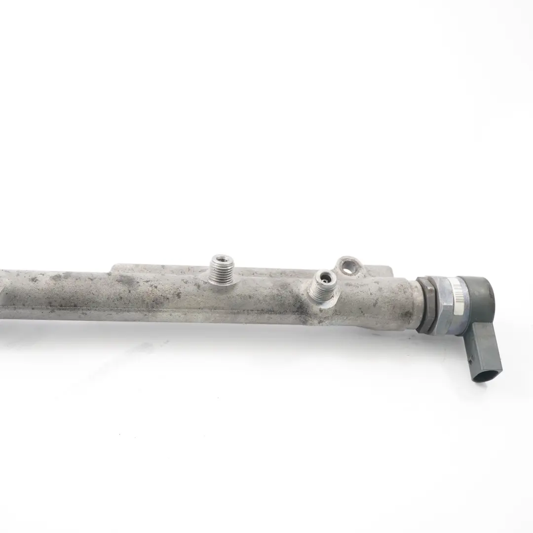 BMW E60 E61 LCI E90 E91 E92 Sensor Presión Combustible Regulación Válvula Rail - SKU 7799610-1 - Número de pieza 7805728
