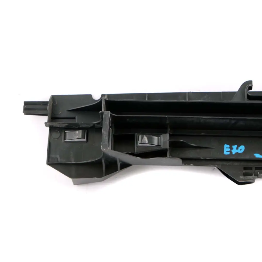  Radiator Carrier Bracket BMW X5 E70 Right O/S Cooling Unit Mount Support - SKU 7799762 - Part number 7799762