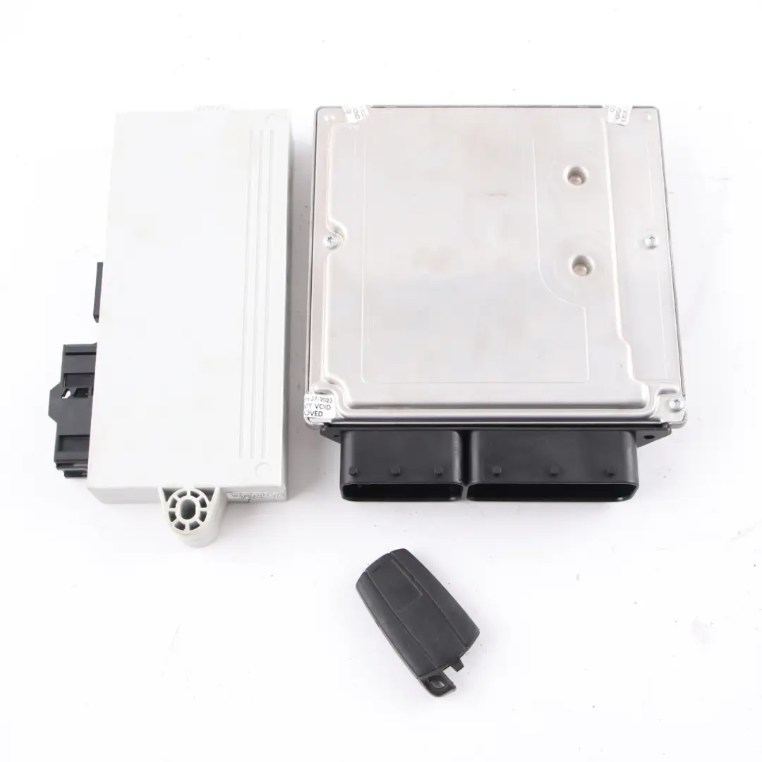 M57N2 231HP Engine ECU KIT DDE CAS2 + Key to BMW E60 E61 E90 E91 330d 530d with Part number 7799856 BMW E60 E61 E90 E91 330d 530d M57N2 231HP Engine ECU KIT DDE CAS2 + Key - SKU 7799856-2 - Part number 7799856