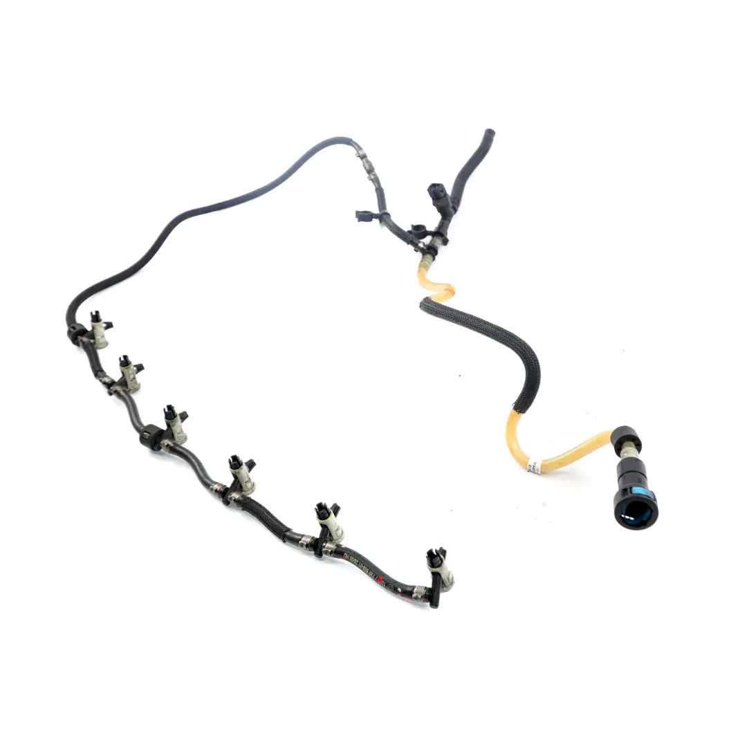 M57N2 Kraftstoffzulaufleitung 3414979 per BMW E60 E65 E90 E91 con numero di parte 7799869 BMW E60 E65 E90 E91 M57N2 Kraftstoffzulaufleitung 3414979 - SKU 7799869 - Numero di parte 7799869