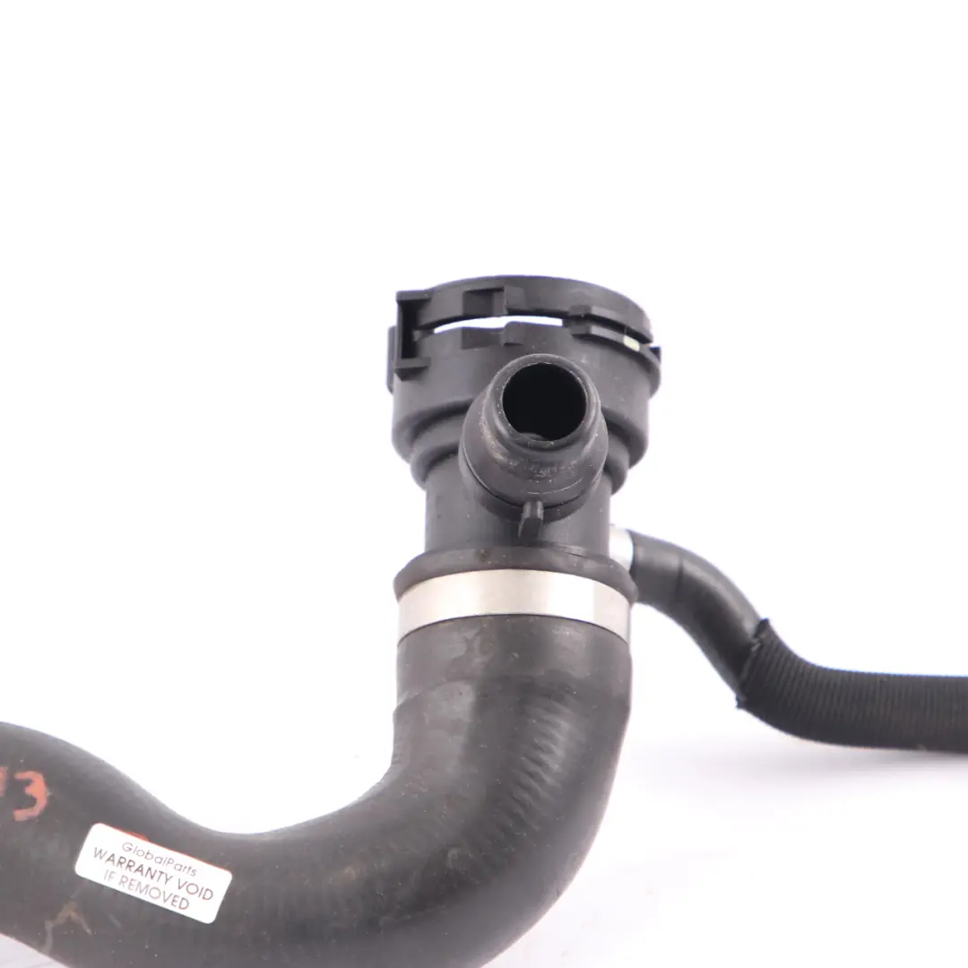 Tubo Refrigerante BMW F01 F02 Radiatore Acqua Tubo Raffreddamento Diesel per con numero di parte 7800099 Tubo Refrigerante BMW F01 F02 Radiatore Acqua Tubo Raffreddamento Diesel - SKU 7800099 - Numero di parte 7800099