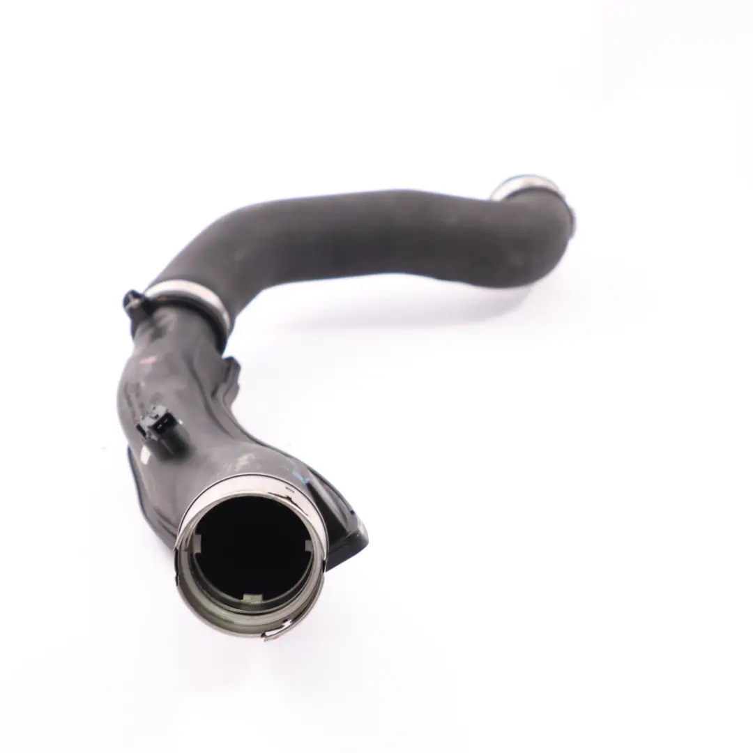 N57 Diesel Manifold Charge Air Line Hose to BMW 3 Series E90 E91 LCI with Part number 7800143 BMW 3 Series E90 E91 LCI N57 Diesel Manifold Charge Air Line Hose - SKU 7800143-1 - Part number 7800143