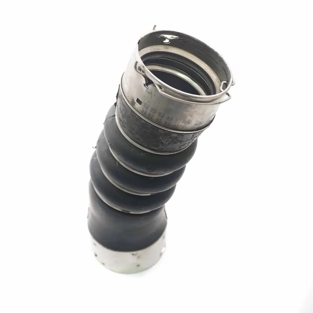 N57 Rura Doładowania do BMW F01 F10 530d 730d o numerze 7800144 BMW F01 F10 530d 730d N57 Rura Doładowania - SKU 7800144-1 - Numer Części 7800144