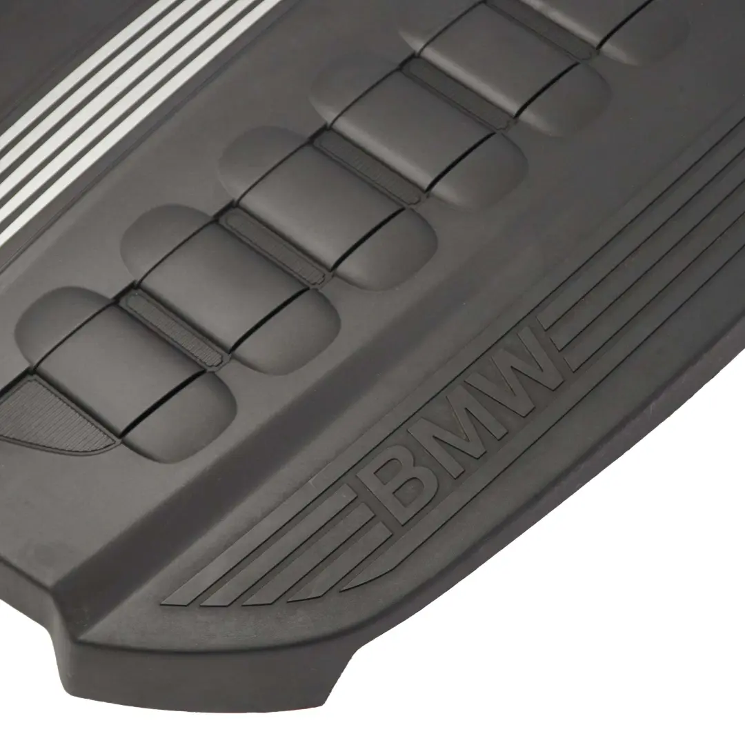 N57 Motore Copertura Del Isolamento per BMW F01 F10 525d 530d 730d Diesel con numero di parte 7800575 BMW F01 F10 525d 530d 730d Diesel N57 Motore Copertura Del Isolamento - SKU 7800575 - Numero di parte 7800575