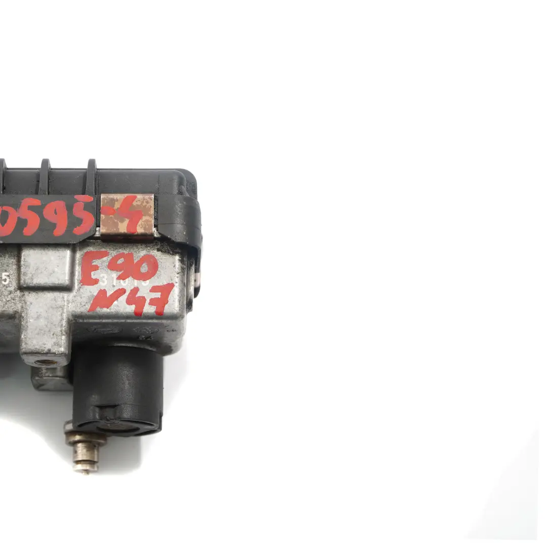 Turbocompressore Attuatore Garret Diesel N47 6NW009660 per BMW E8 E87 E90 E91 LCI con numero di parte 7800595 BMW E8 E87 E90 E91 LCI Turbocompressore Attuatore Garret Diesel N47 6NW009660 - SKU 7800595-4 - Numero di parte 7800595