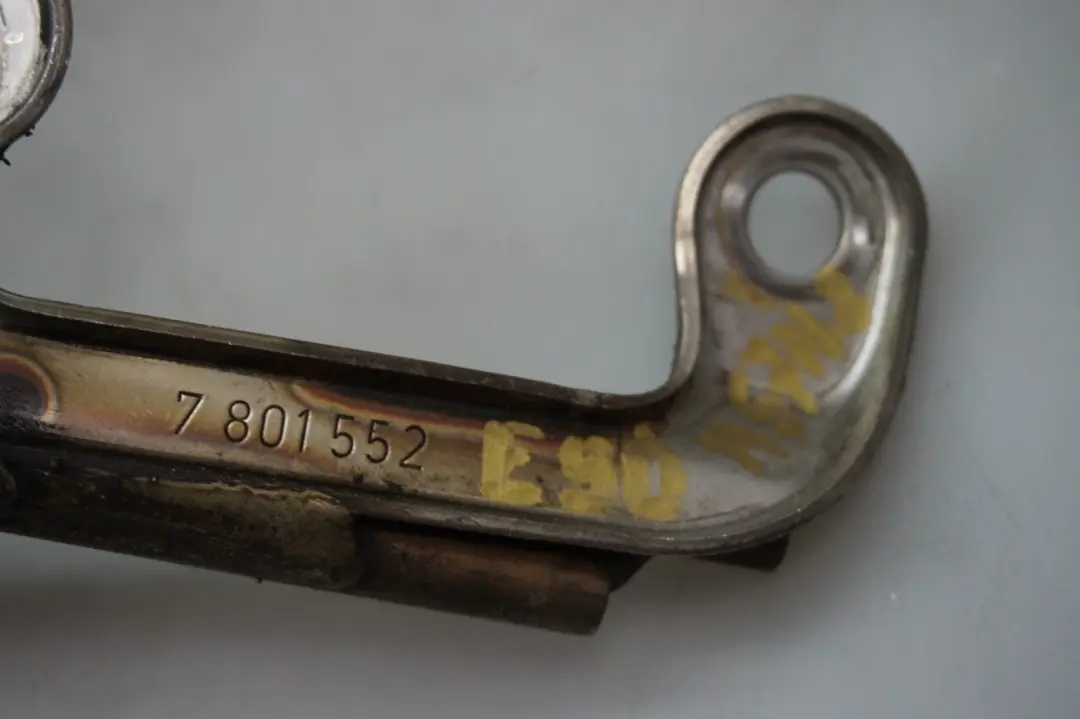 M57N2 Silencieux avant Support boîte vitesses pour BMW E90 E91 E92 E93 325d à propos du numéro de pièce 7801552 BMW E90 E91 E92 E93 325d M57N2 Silencieux avant Support boîte vitesses - SKU 7801552 - Numéro de pièce 7801552