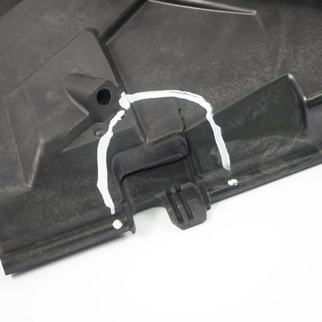 Osłona Wentylator Chłodnicy Diesel do BMW E87 E90 o numerze 7801993 BMW E87 E90 Osłona Wentylator Chłodnicy Diesel - SKU 7801993-3 - Numer Części 7801993