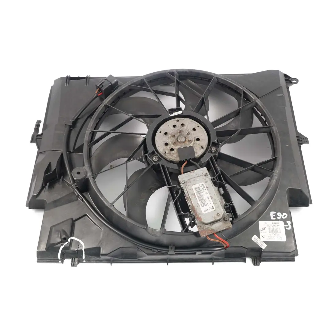 Carcasa Ventilador Radiador Diesel 300W para BMW E87 E90 E91 con número de pieza 7801993 BMW E87 E90 E91 Carcasa Ventilador Radiador Diesel 300W - SKU 7801993-3 - Número de pieza 7801993