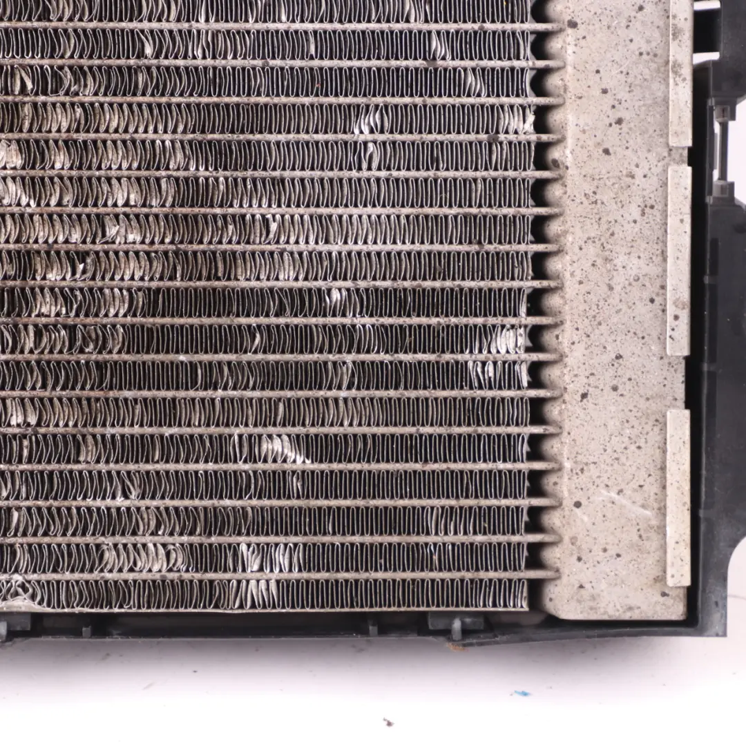 Water Cooler BMW F07 GT F10 F11 F12 F13 Auxiliary Additional Radiator to with Part number 7802662 Water Cooler BMW F07 GT F10 F11 F12 F13 Auxiliary Additional Radiator - SKU 7802662 - Part number 7802662