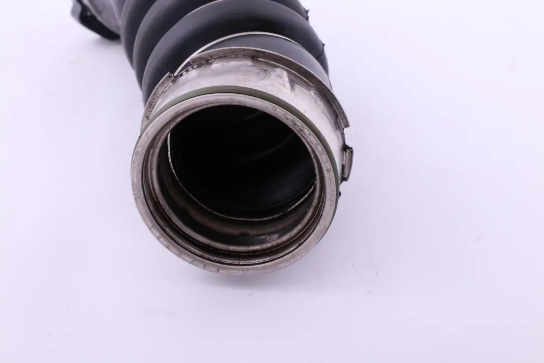 N47 Intercooler Boost Pipe Turbo Pipe to BMW 1 Series E81 E82 E87 LCI 120d with Part number 7802752 BMW 1 Series E81 E82 E87 LCI 120d N47 Intercooler Boost Pipe Turbo Pipe - SKU 7802752 - Part number 7802752