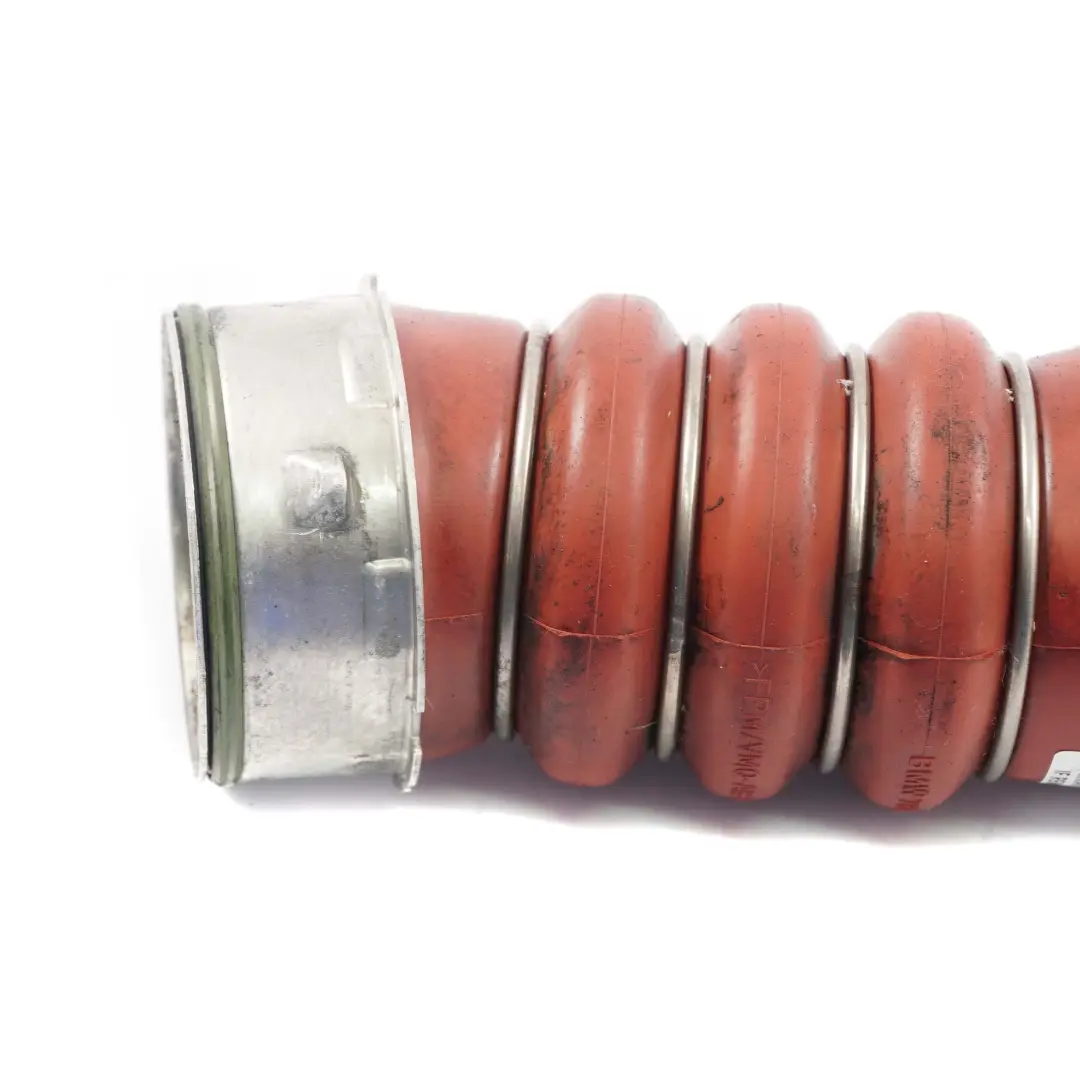 N47S Tuyau de la ligne d'air de charge l'intercooler pour BMW E81 E82 E87 LCI à propos du numéro de pièce 7802754 BMW E81 E82 E87 LCI N47S Tuyau de la ligne d'air de charge l'intercooler - SKU 7802754 - Numéro de pièce 7802754