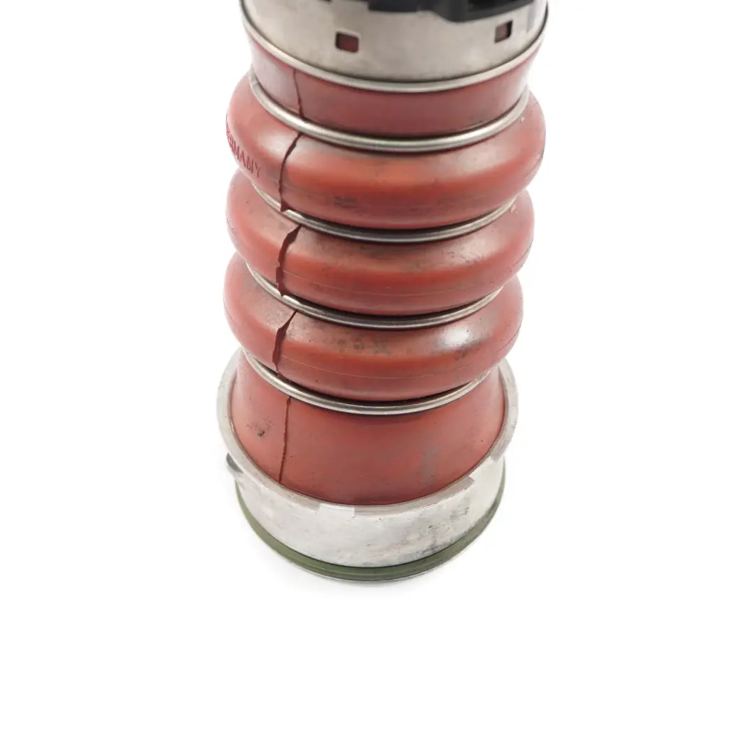 N47S Intercooler Charge Air Line Hose Pipe to BMW 3 Series E81 E82 E87 LCI with Part number 7802754 BMW 3 Series E81 E82 E87 LCI N47S Intercooler Charge Air Line Hose Pipe - SKU 7802754 - Part number 7802754