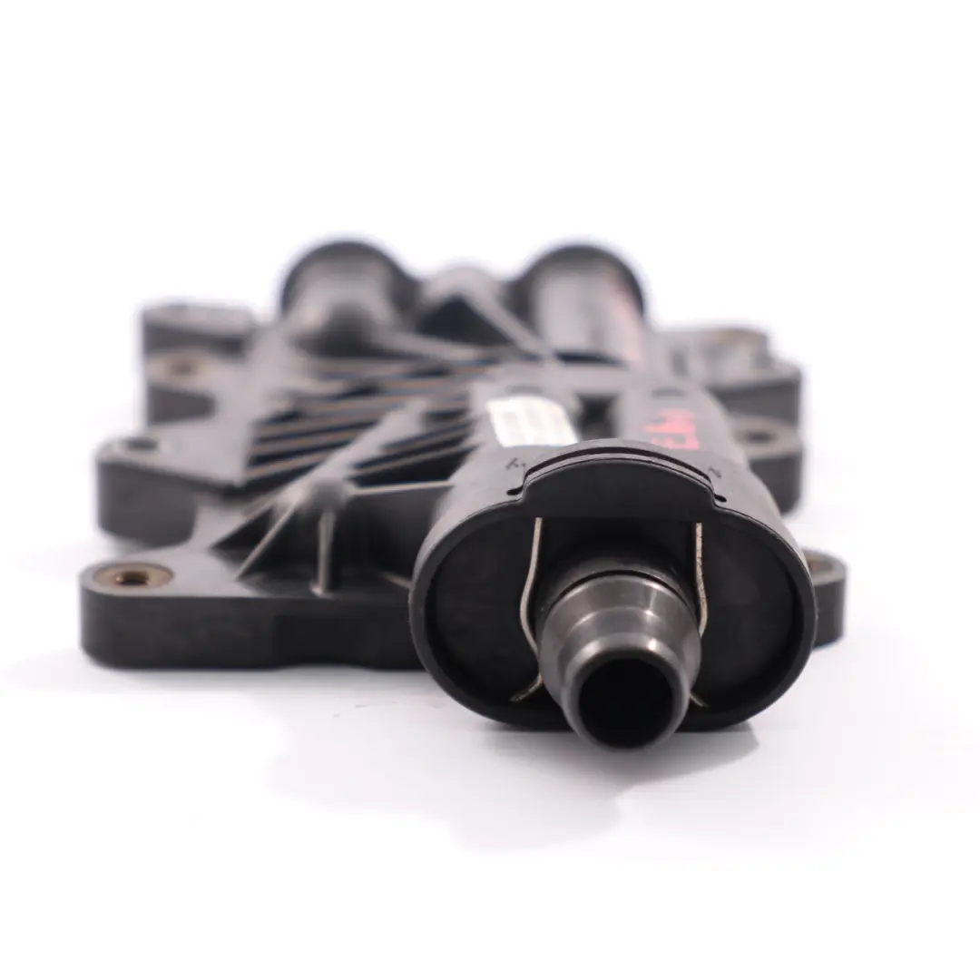 Chłodnica Oleju Skrzyni Biegów Automat do BMW E60 E63 LCI o numerze 7803830 BMW E60 E63 LCI Chłodnica Oleju Skrzyni Biegów Automat - SKU 7803830-2 - Numer Części 7803830