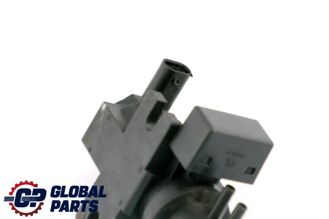 BMW E60N E61N E81 E87N E90 E90N E91 E91N E92 Trasduttore di Pressione - SKU 7805391 - Numero di parte 11747805391