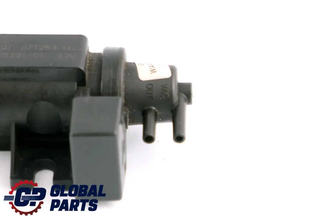 Zawór Podciśnienia v do BMW E60 LCI E81 E87 LCI E90 E91 o numerze 11747805391 BMW E60 LCI E81 E87 LCI E90 E91 Zawór Podciśnienia v - SKU 7805391 - Numer Części 11747805391