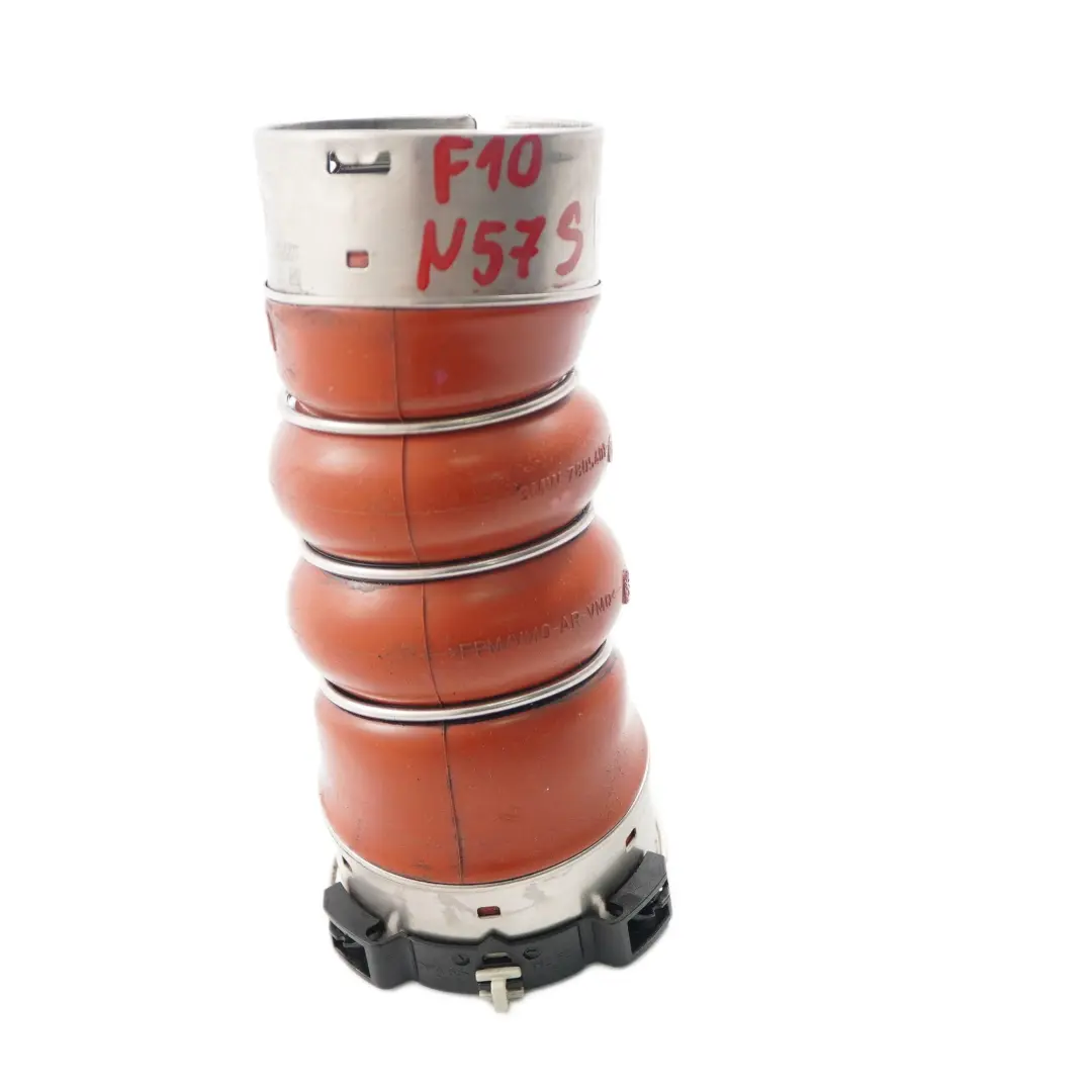 N57S N57Z Rura Przewód Turbo Dolot do BMW F01 F10 o numerze 7805401 BMW F01 F10 N57S N57Z Rura Przewód Turbo Dolot - SKU 7805401 - Numer Części 7805401
