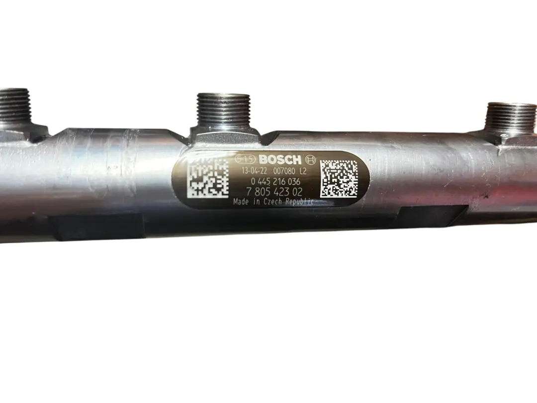 Fuel Rail BMW E90 E91 E92 LCI F30 F10 F01 N57 Diesel Alta Presión 7800124 - SKU 7805423-1 - Número de pieza 7805423