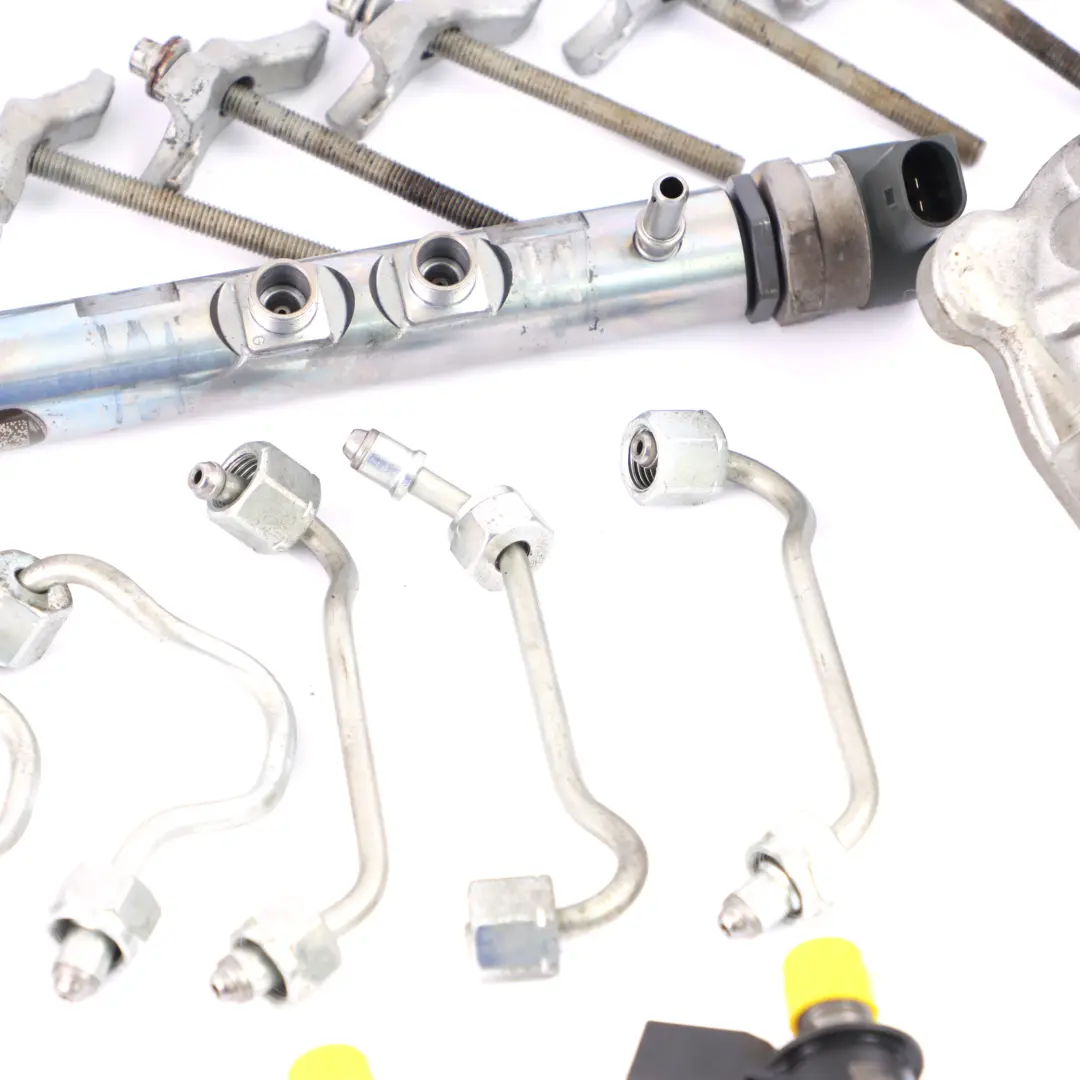 N57 Engine Fuel Injection Injector System Set to BMW F10 F11 Diesel with Part number 7805428 BMW F10 F11 Diesel N57 Engine Fuel Injection Injector System Set - SKU 7805428-5 - Part number 7805428