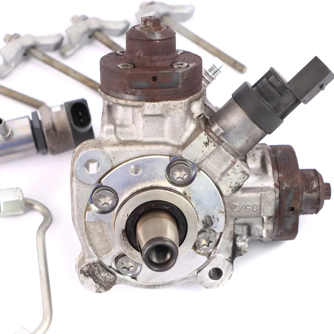 N57 Motor Kraftstoffeinspritzung Injektorsystem Satz für BMW F10 F11 Diesel mit Teilenummer 7805428 BMW F10 F11 Diesel N57 Motor Kraftstoffeinspritzung Injektorsystem Satz - SKU 7805428-5 - Teilenummer 7805428