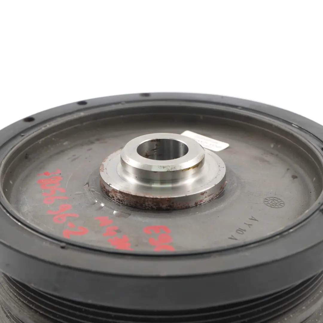 Reihe 2 E46 E60 E87 E90 M47N M47N2 Schwingungsdämpfer 7805696 für BMW 1 3 5 mit Teilenummer 7793882 BMW 1 3 5 Reihe 2 E46 E60 E87 E90 M47N M47N2 Schwingungsdämpfer 7805696 - SKU 7805696-2 - Teilenummer 7793882