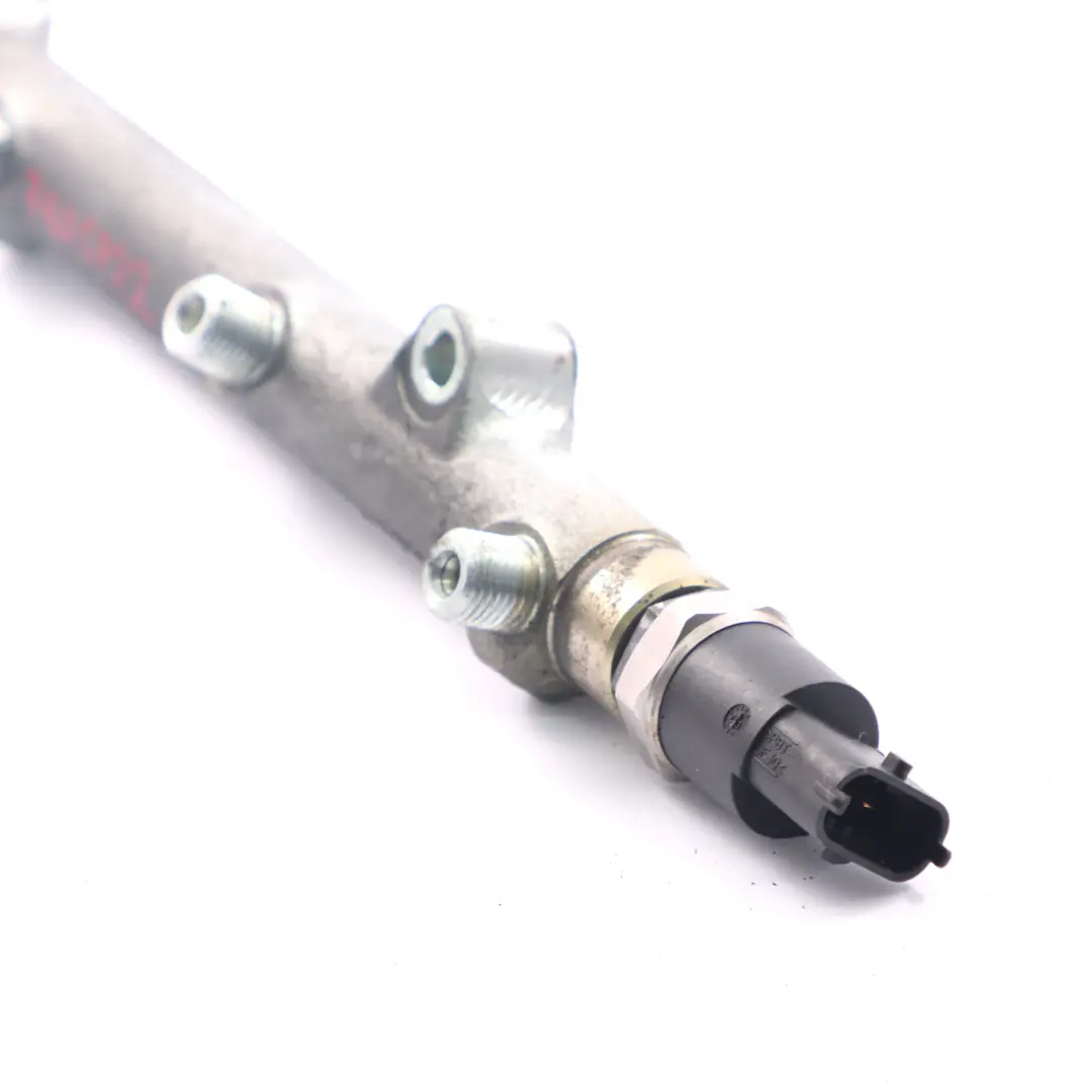 M57 Fuel Injectror Rail to BMW 3 5 7 X5 Series E38 E39 E46 E53 330d 530d 730d 3.0d with Part number 7805722 BMW 3 5 7 X5 Series E38 E39 E46 E53 330d 530d 730d 3.0d M57 Fuel Injectror Rail - SKU 7805722 - Part number 7805722